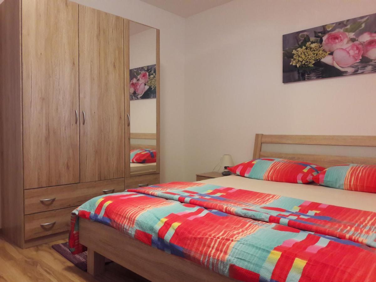 Apartmani Predovan Vrsi Eksteriør bilde